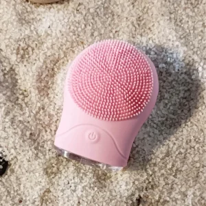 Facial Cleansing Brush