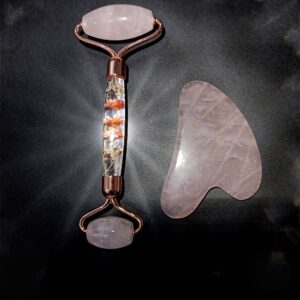 Rose Quartz Jade Roller With Flowers And Gua Sha Stone